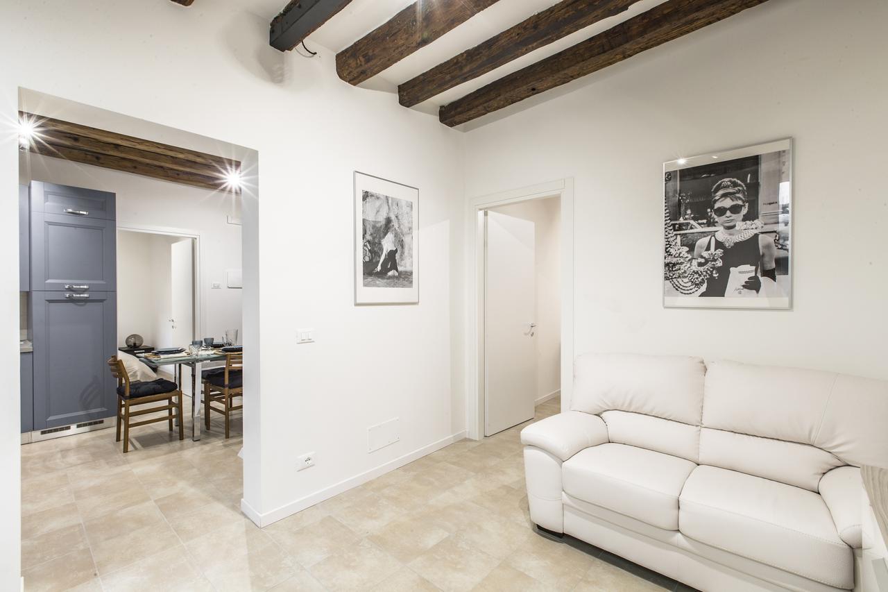 Ca Rezzonico Apartment R&R Venedik Dış mekan fotoğraf